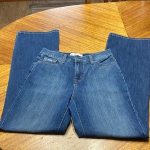 Levi’s Womens perfectly slimming 512 jeans